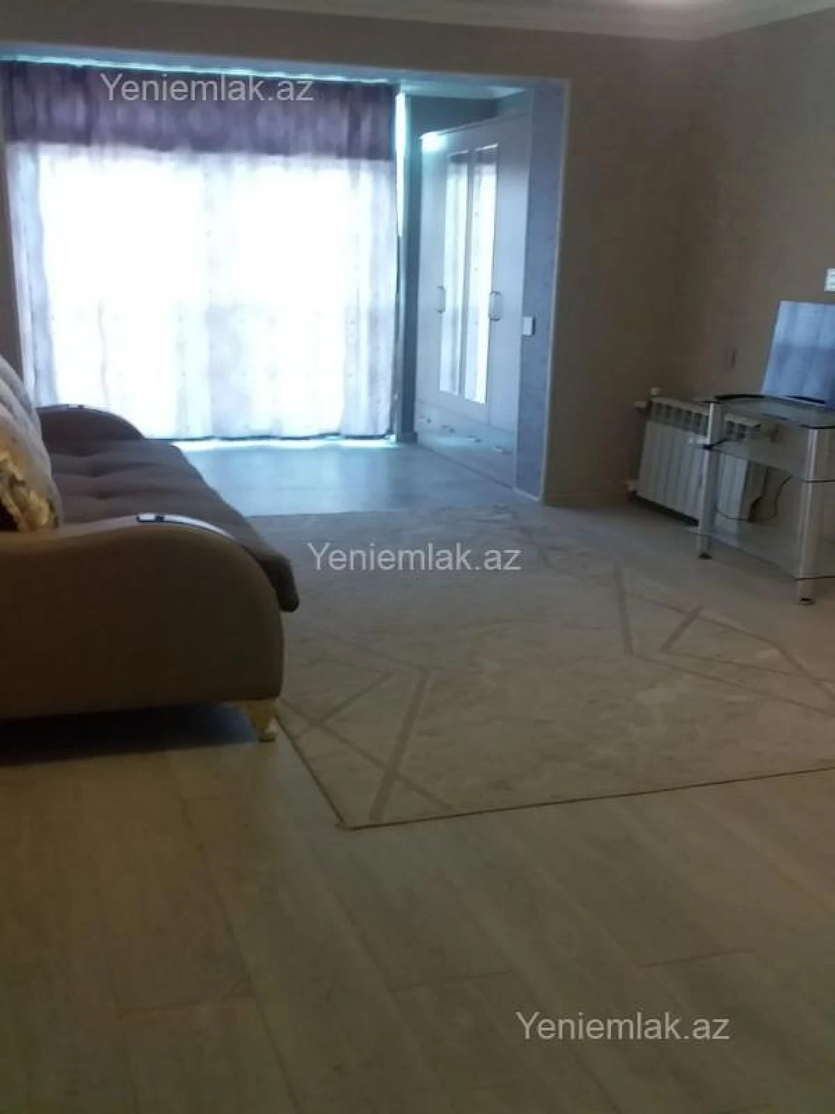 Satılır 2 otaqlı köhnə tikili 54 m²