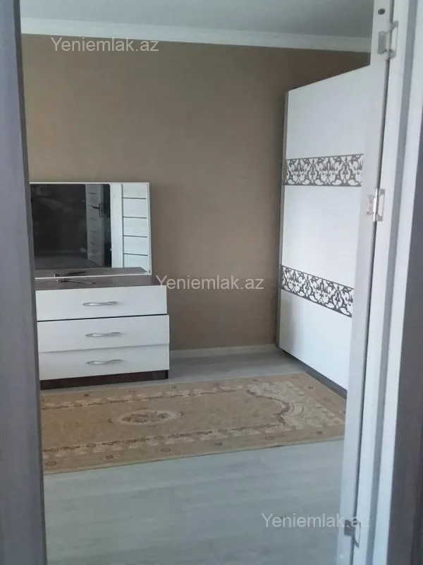 Satılır 2 otaqlı köhnə tikili 54 m²