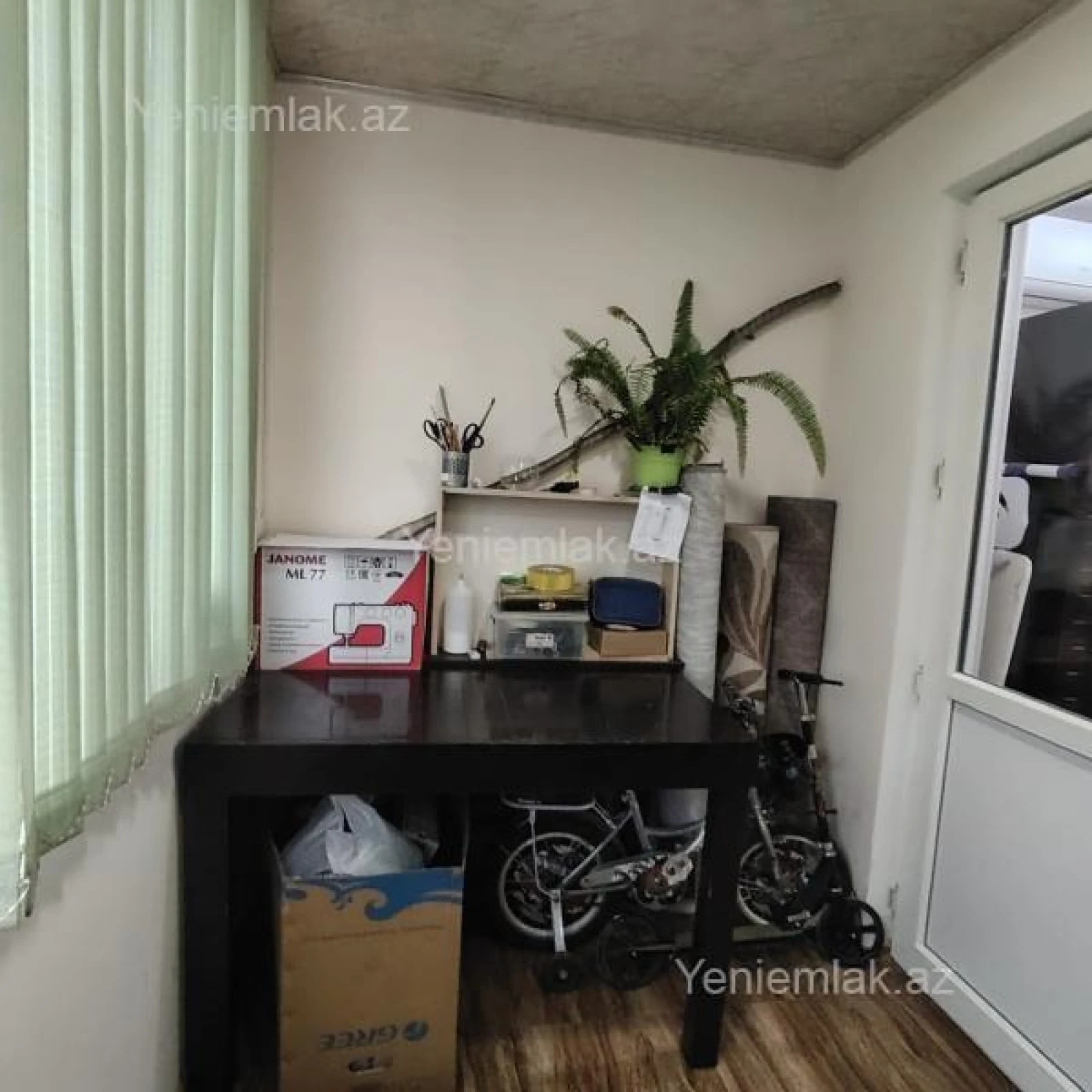 Satılır 3 otaqlı köhnə tikili 75 m²