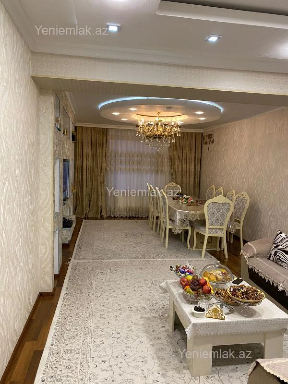 Satılır 3 otaqlı yeni tikili 115 m²
