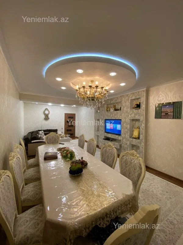 Satılır 3 otaqlı yeni tikili 115 m²