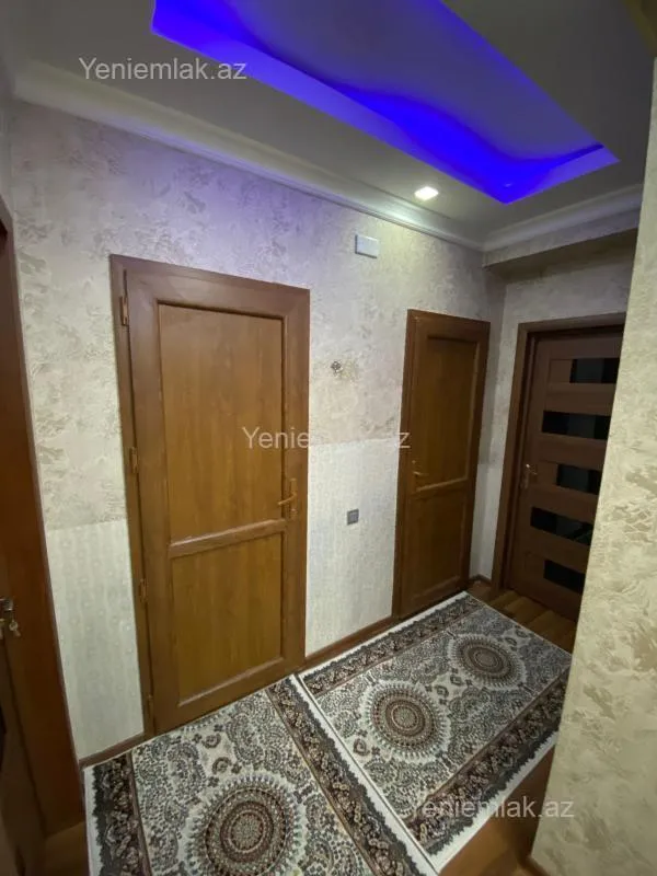 Satılır 3 otaqlı yeni tikili 115 m²