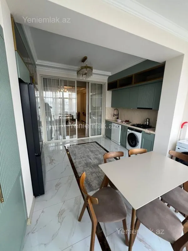 Satılır 3 otaqlı yeni tikili 111 m²