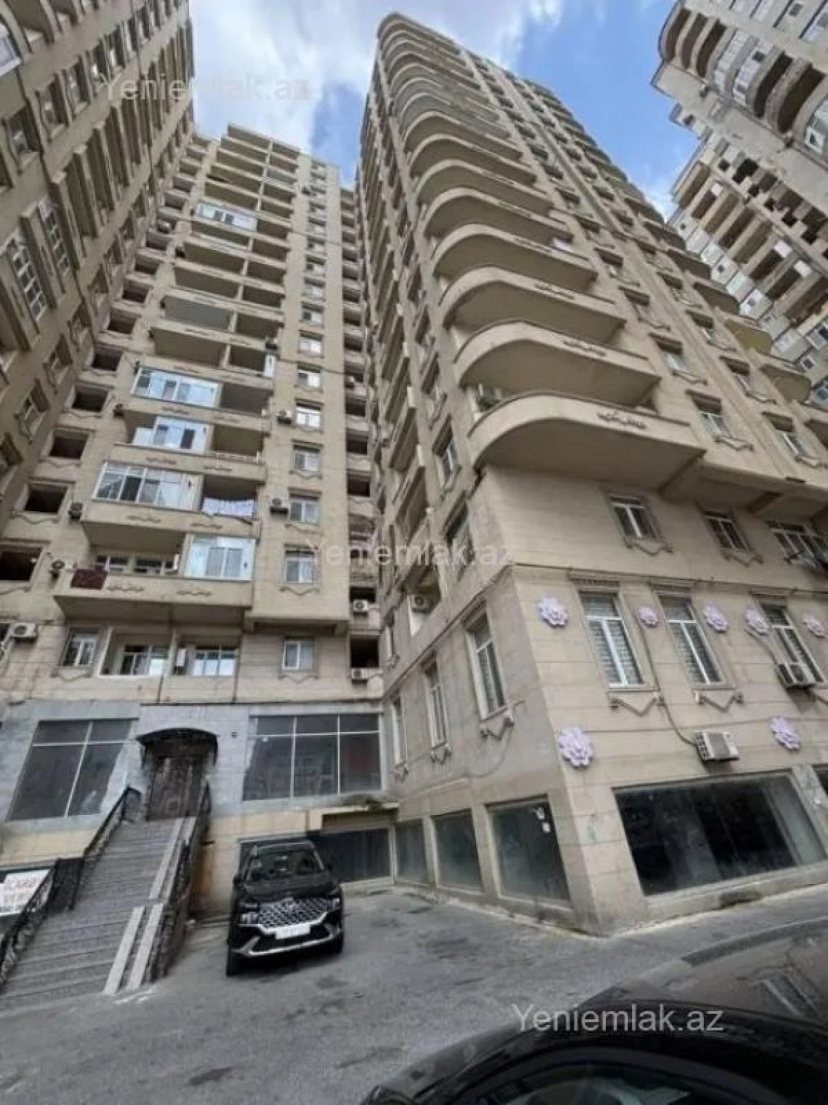 Satılır 3 otaqlı yeni tikili 117 m²