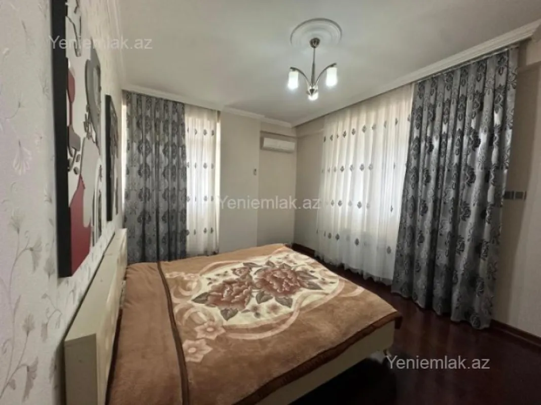Satılır 3 otaqlı yeni tikili 117 m²