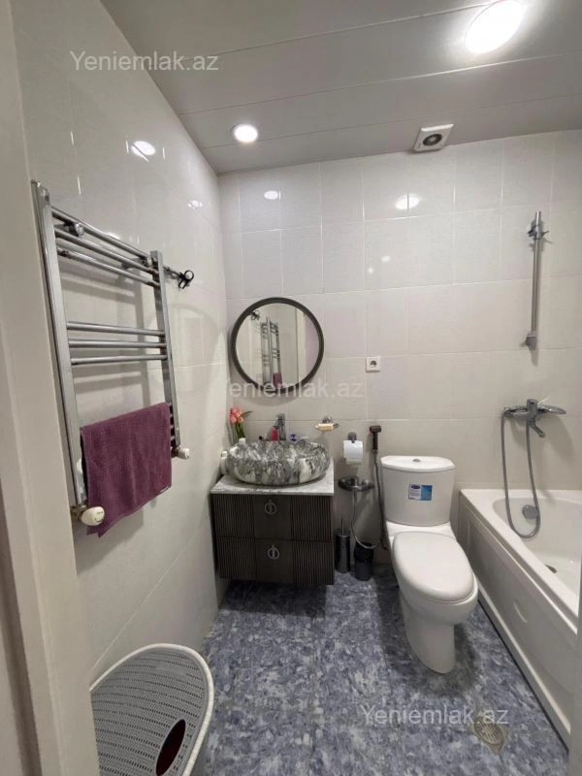 Satılır 2 otaqlı yeni tikili 65 m²