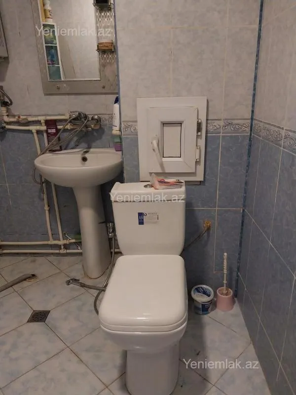 Satılır 2 otaqlı köhnə tikili 50 m²