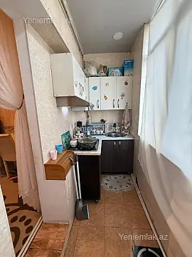 Satılır 2 otaqlı köhnə tikili 50 m²