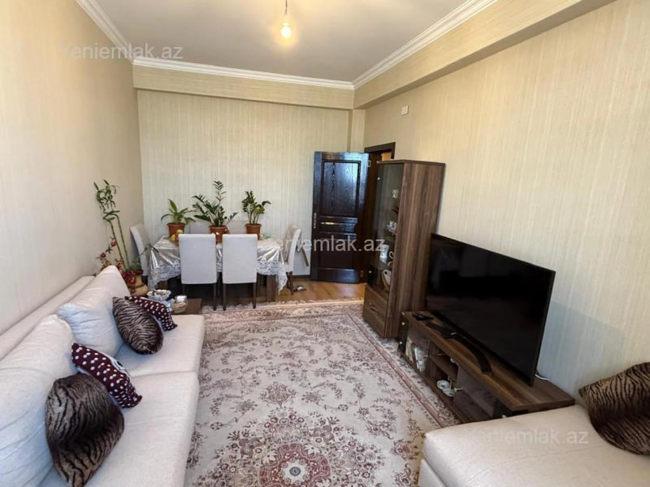 Satılır 3 otaqlı yeni tikili 77 m²