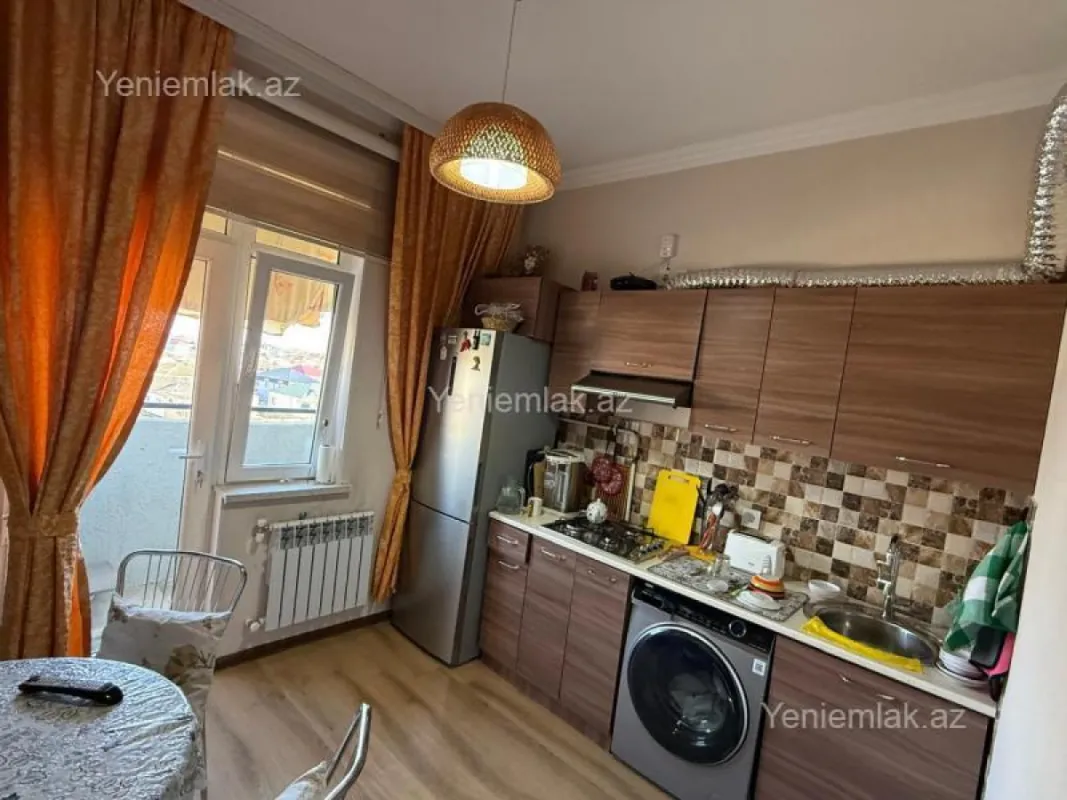 Satılır 3 otaqlı yeni tikili 77 m²
