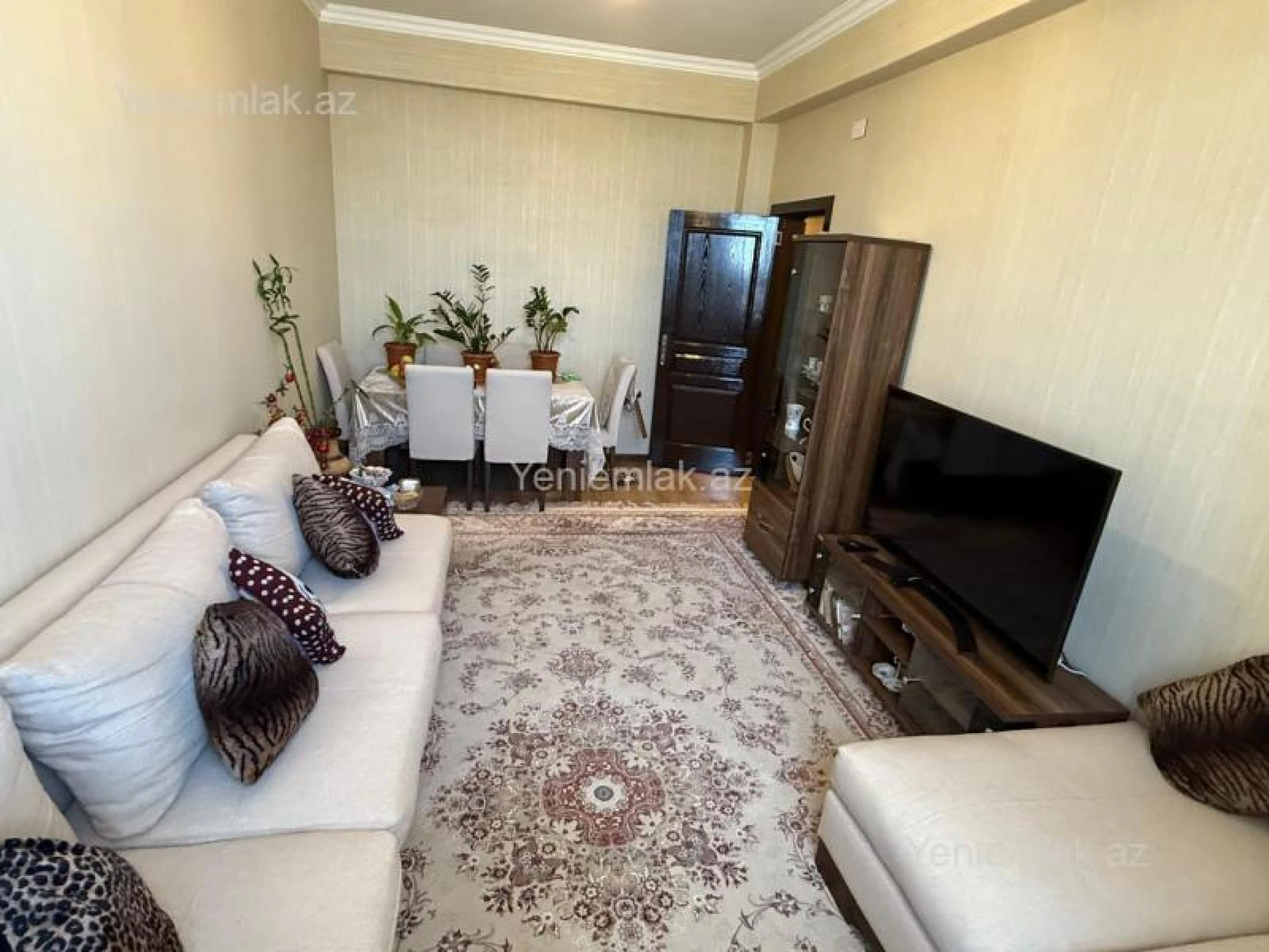 Satılır 3 otaqlı yeni tikili 77 m²