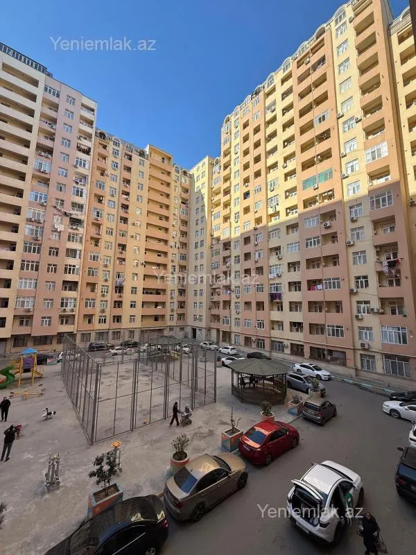 Satılır 2 otaqlı yeni tikili 65 m²