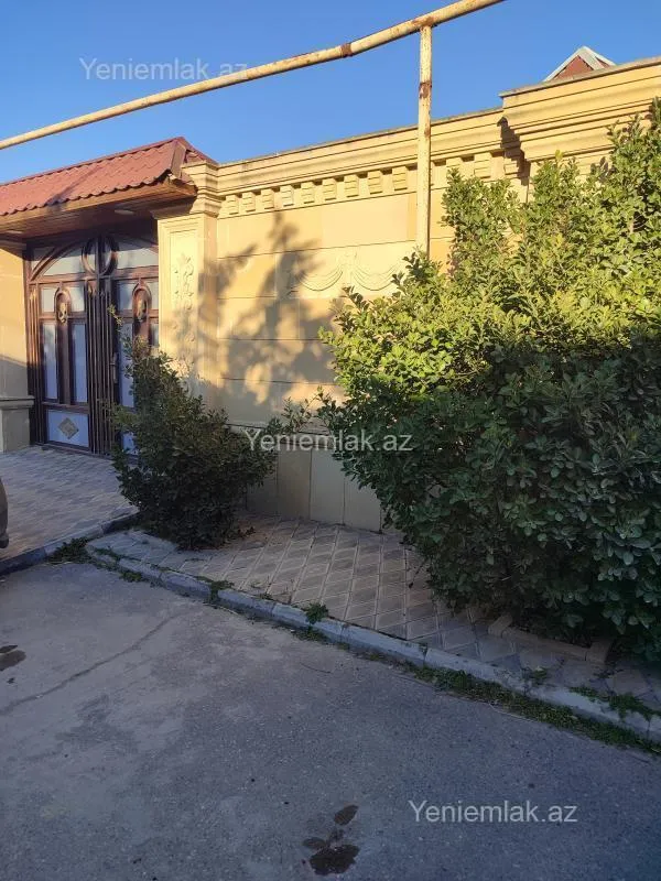 Satılır 3 otaqlı həyət evi 90 m²