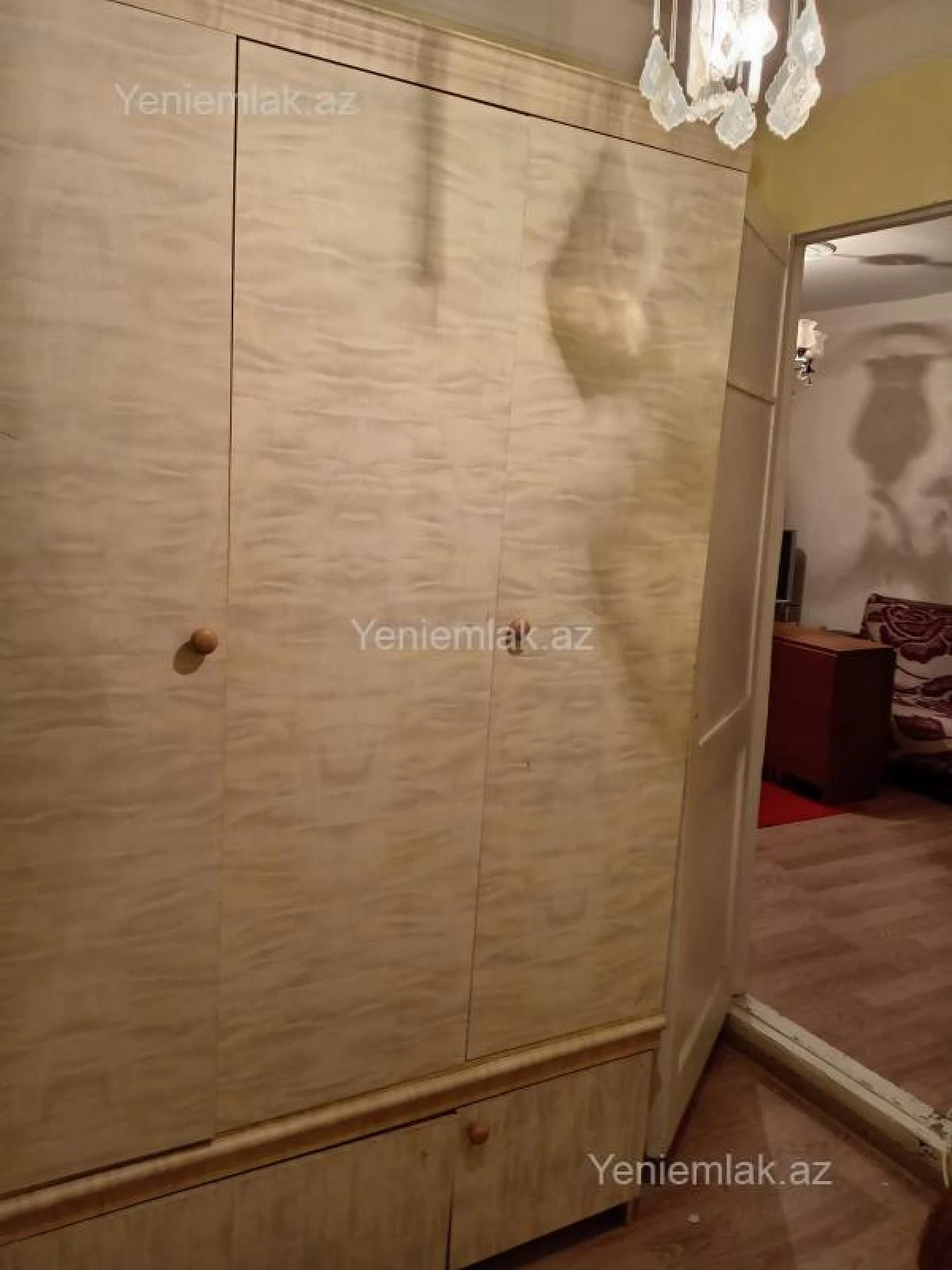 Satılır 1 otaqlı köhnə tikili 35 m²