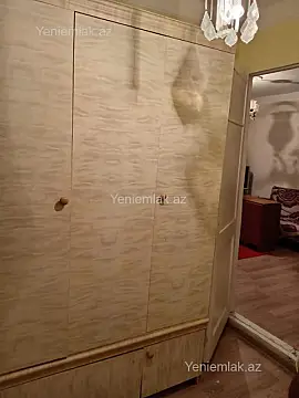 Satılır 1 otaqlı köhnə tikili 35 m²