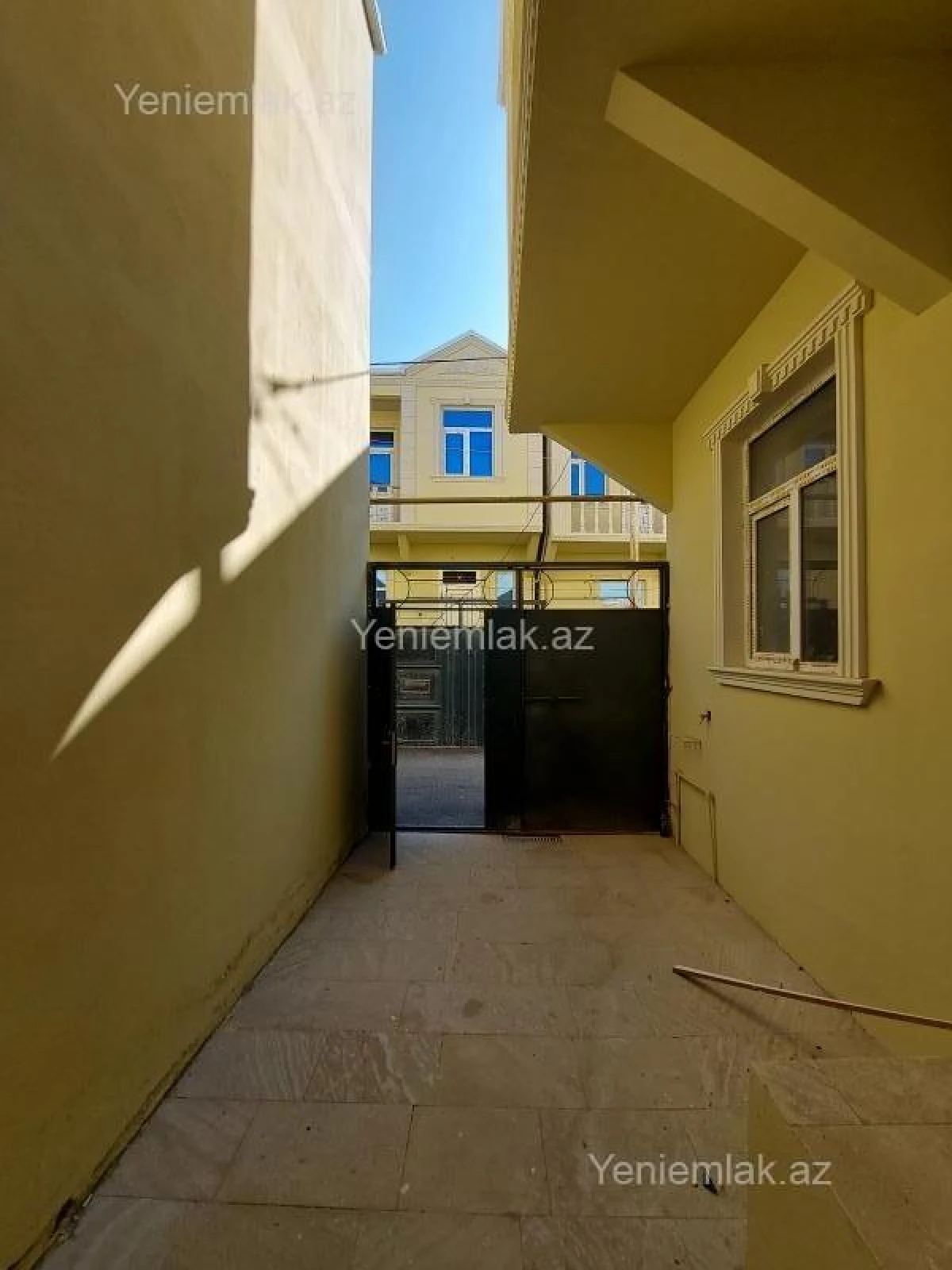 Satılır 4 otaqlı həyət evi 120 m²