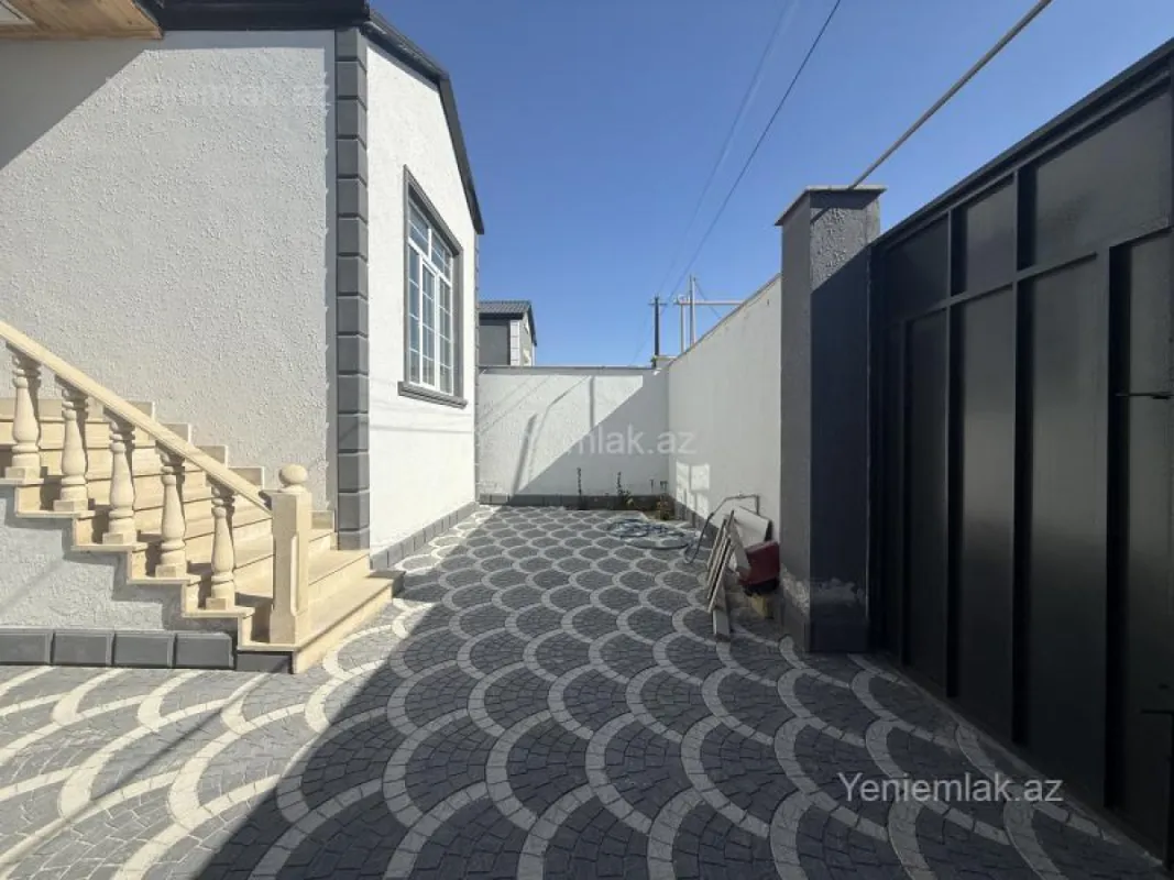 Satılır 4 otaqlı həyət evi 120 m²