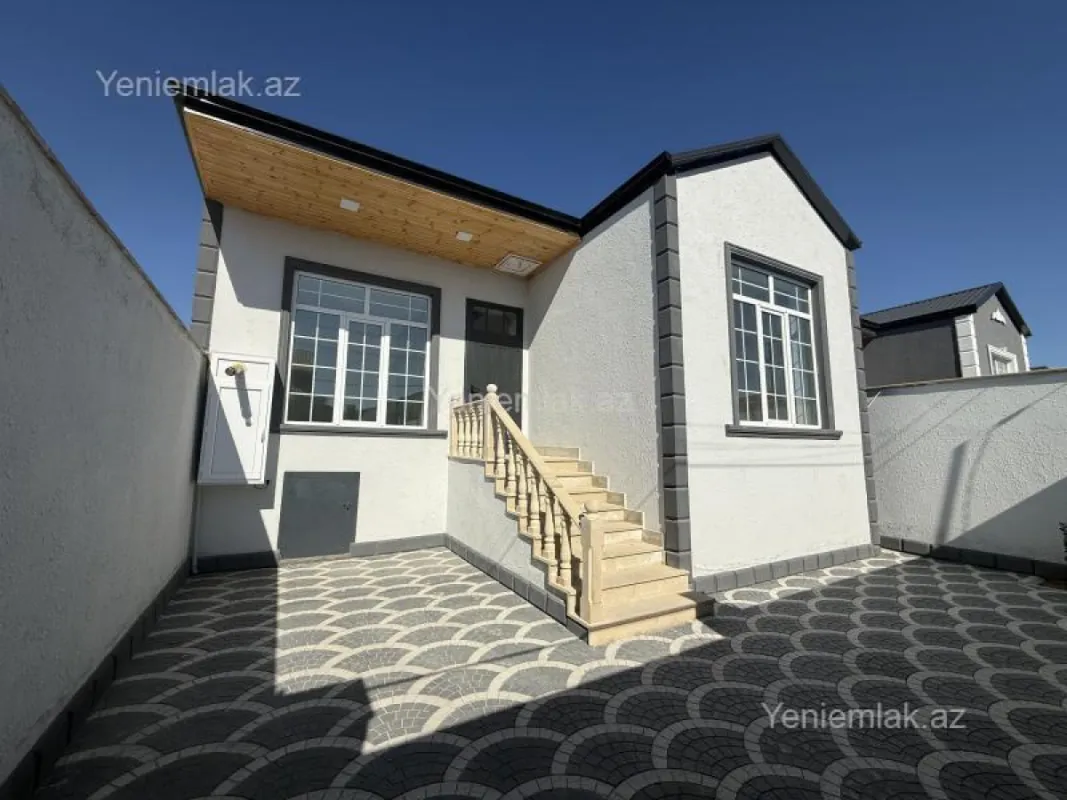 Satılır 4 otaqlı həyət evi 120 m²