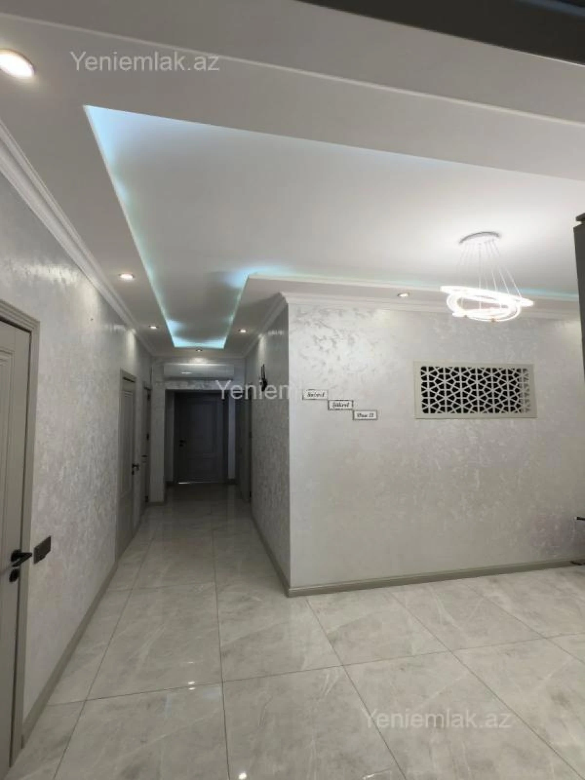 Satılır 3 otaqlı yeni tikili 132 m²