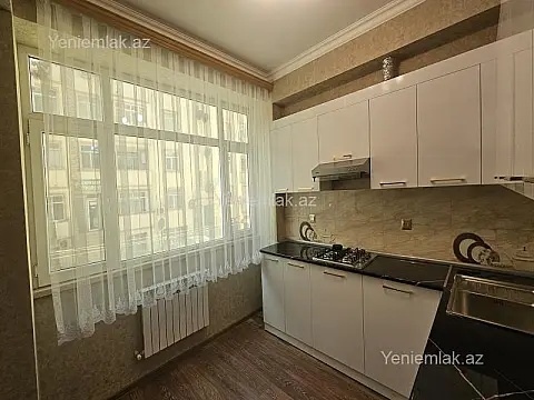 Satılır 3 otaqlı yeni tikili 83 m²