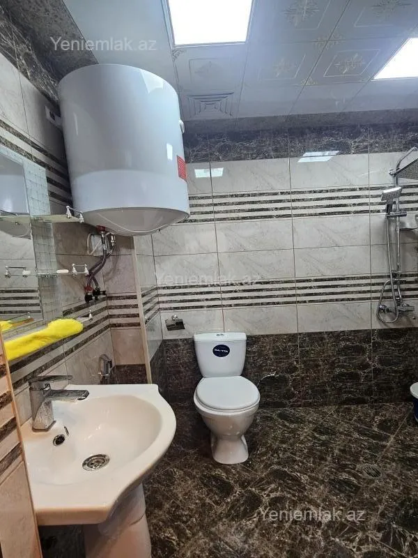 Satılır 3 otaqlı yeni tikili 83 m²