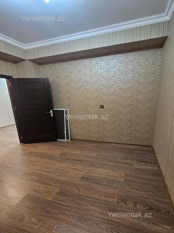 Satılır 3 otaqlı yeni tikili 83 m²