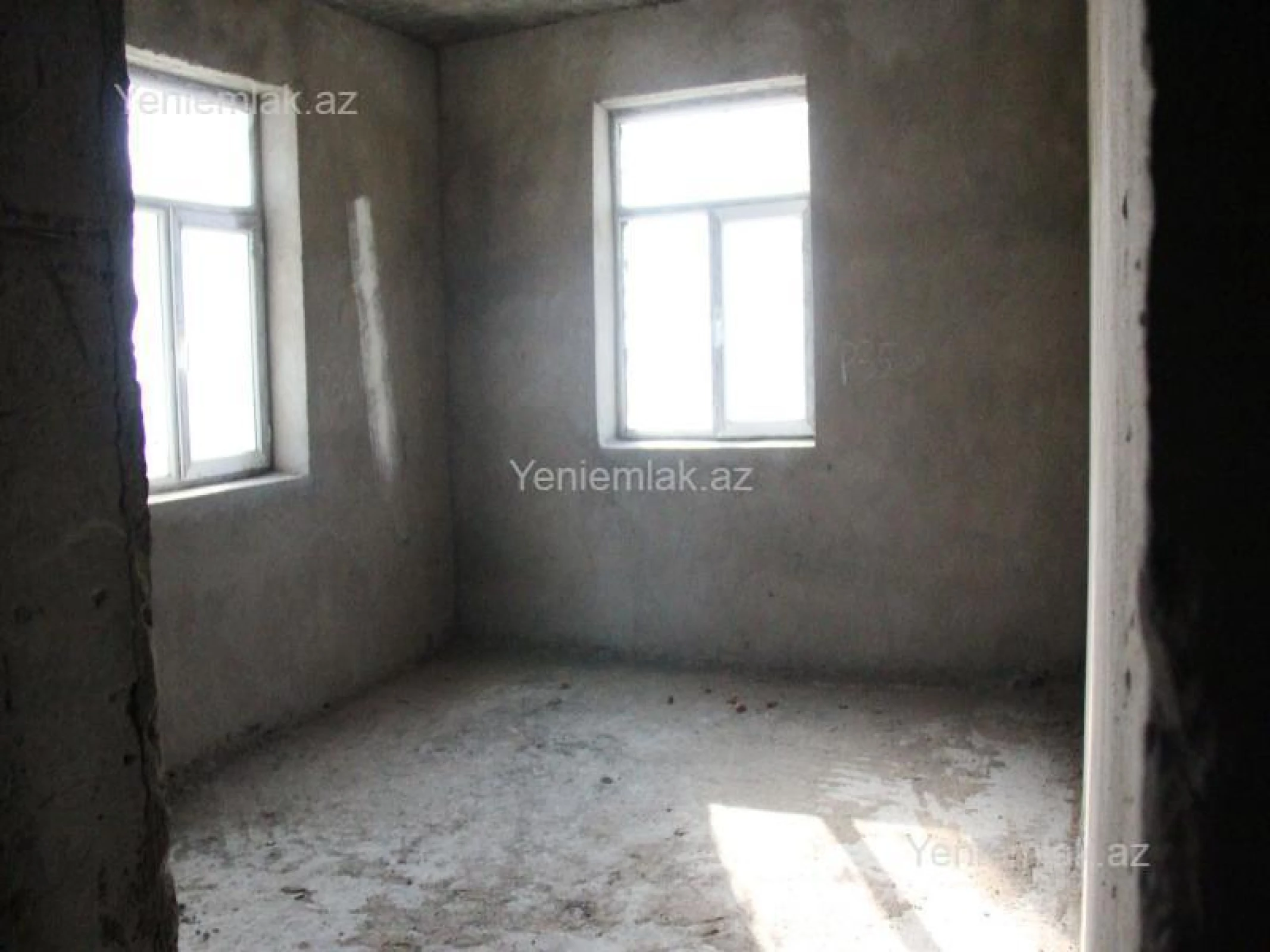 Satılır 3 otaqlı yeni tikili 132 m²