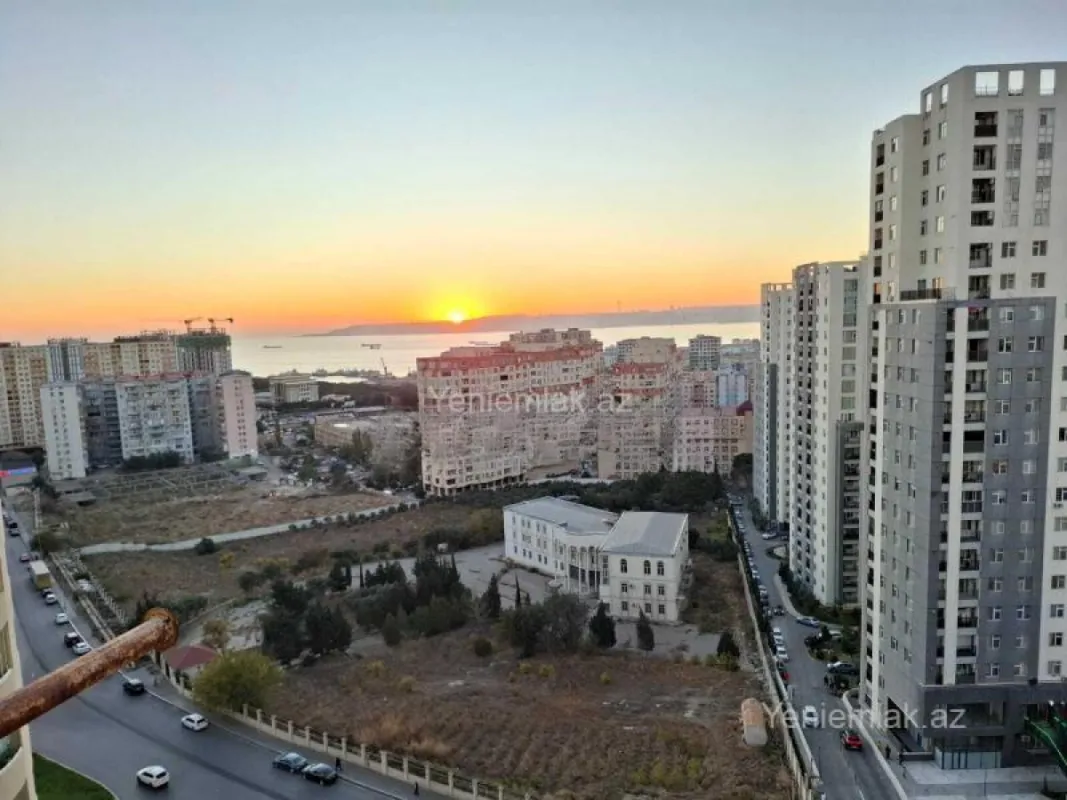 Satılır 3 otaqlı yeni tikili 95 m²