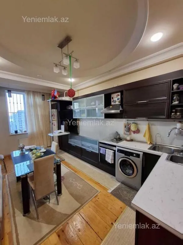 Satılır 3 otaqlı yeni tikili 95 m²
