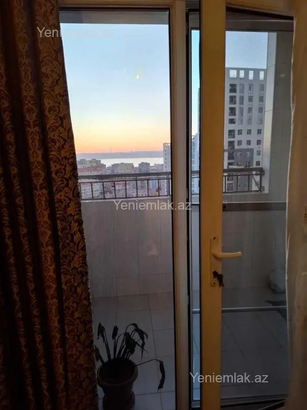 Satılır 3 otaqlı yeni tikili 95 m²