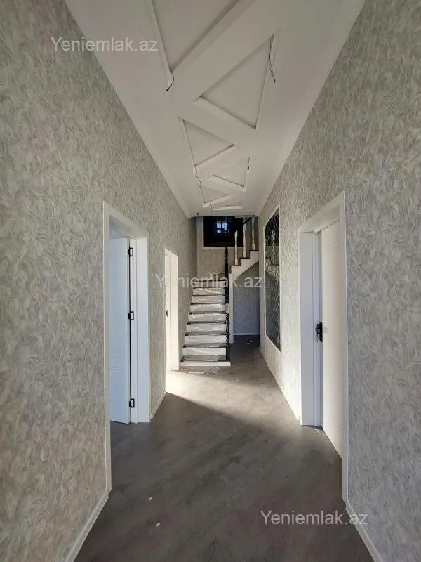 Satılır 6 otaqlı həyət evi 170 m²