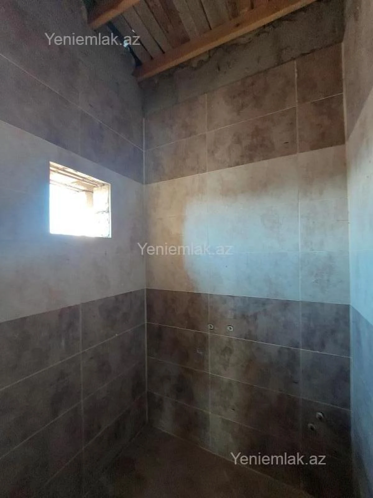 Satılır 6 otaqlı həyət evi 170 m²