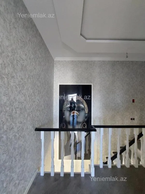 Satılır 6 otaqlı həyət evi 170 m²