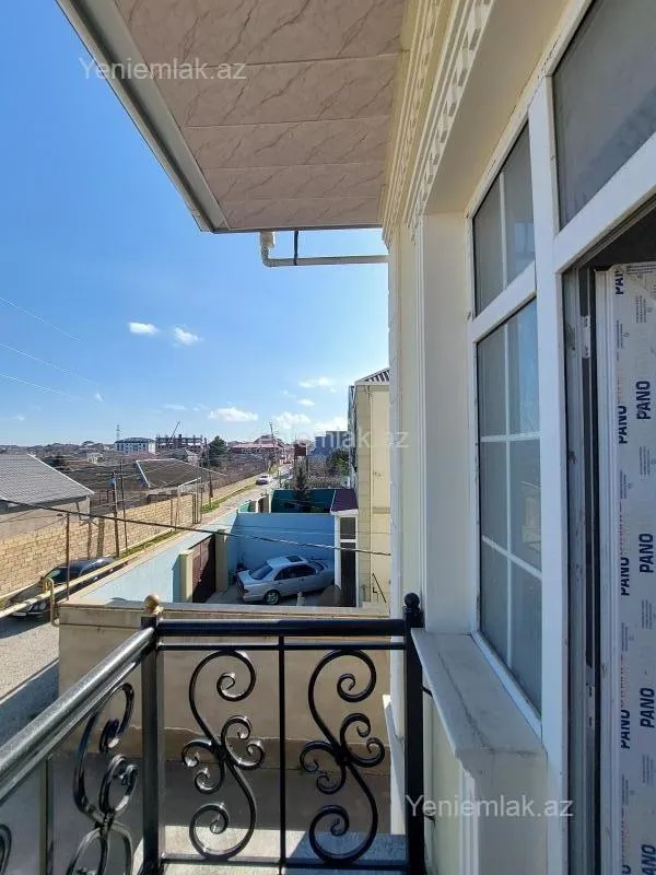 Satılır 6 otaqlı həyət evi 170 m²