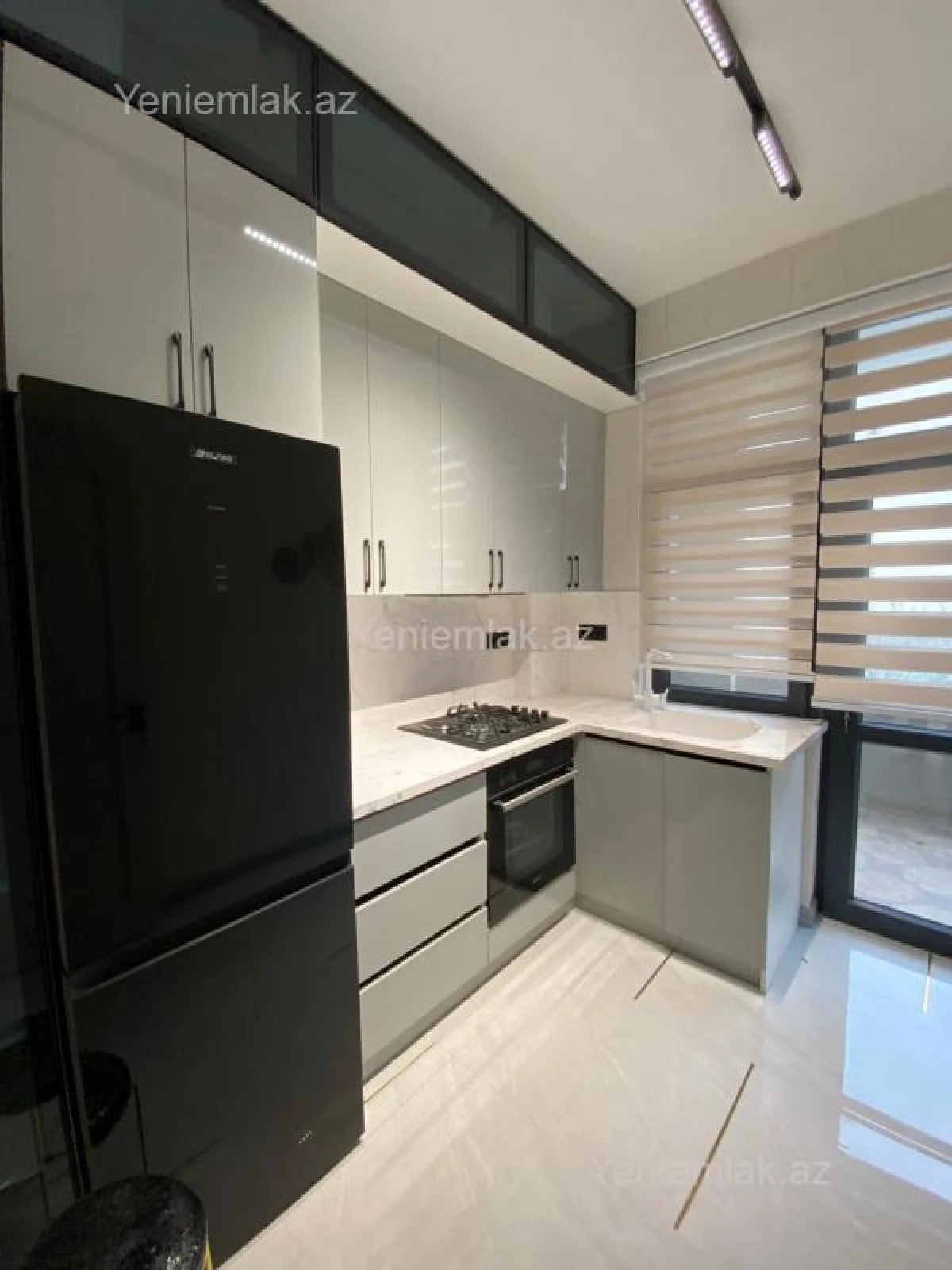 Satılır 2 otaqlı yeni tikili 64 m²