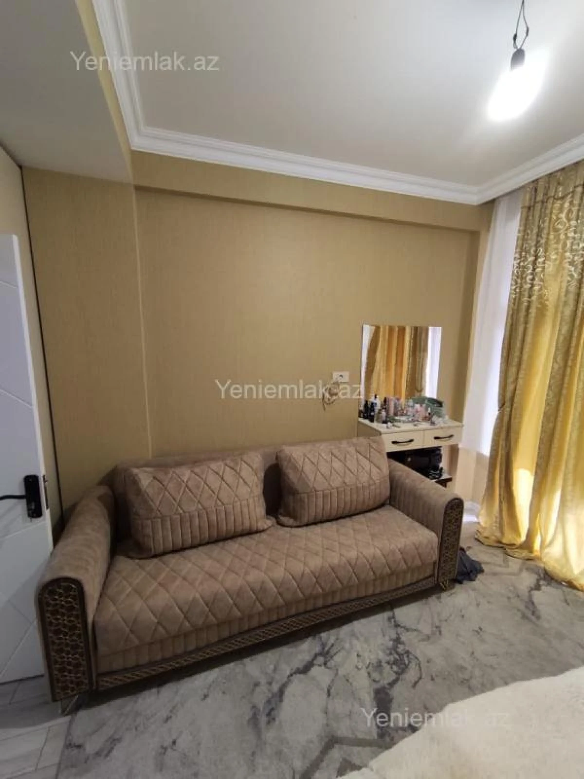 Satılır 2 otaqlı yeni tikili 60 m²