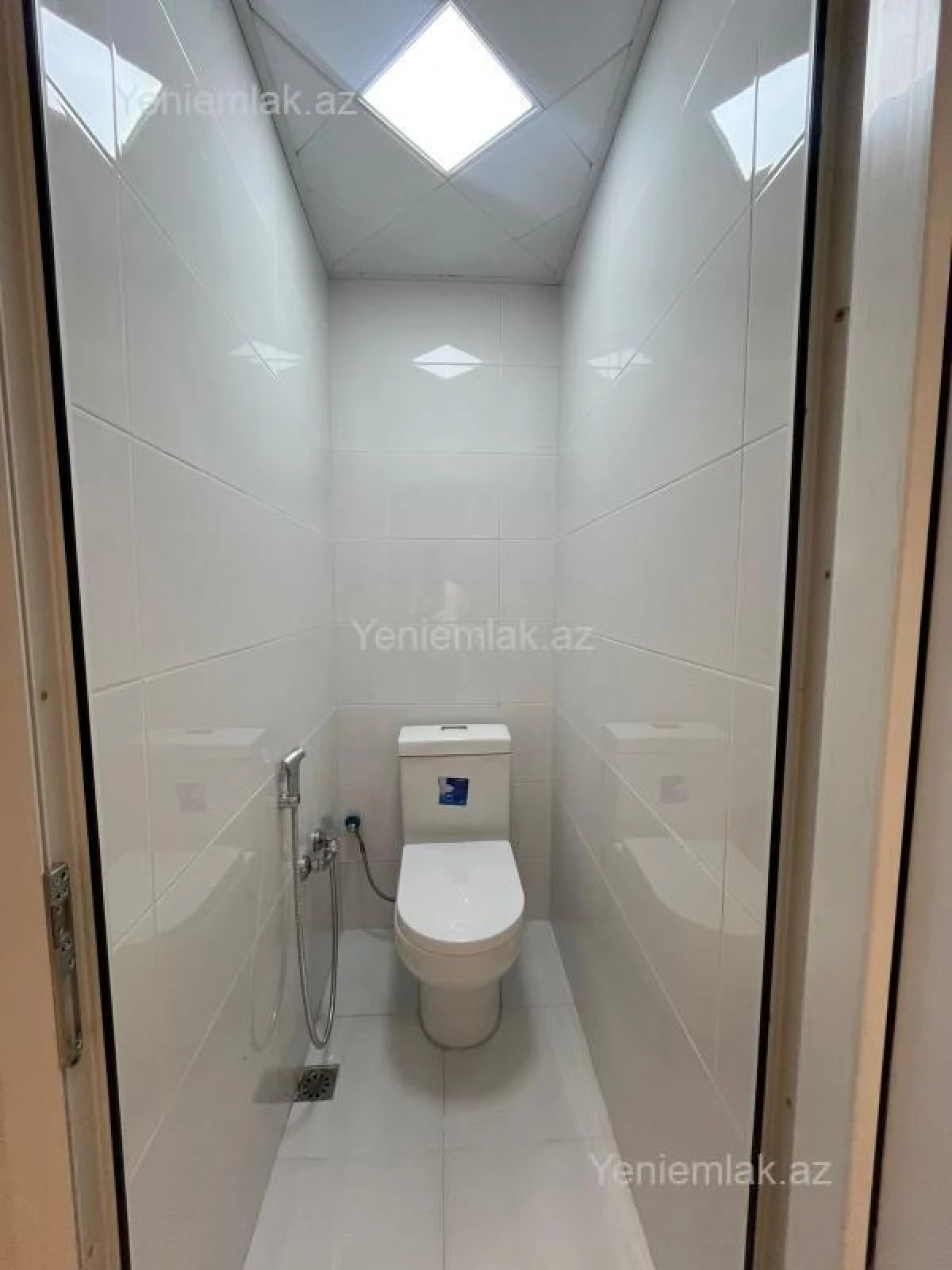 Satılır 2 otaqlı köhnə tikili 50 m²