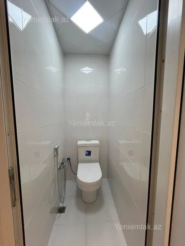 Satılır 2 otaqlı köhnə tikili 50 m²