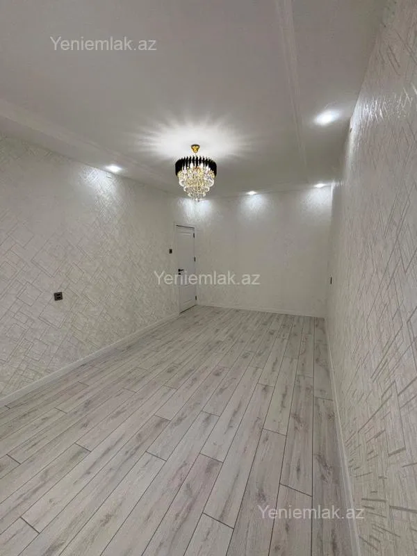 Satılır 2 otaqlı köhnə tikili 60 m²
