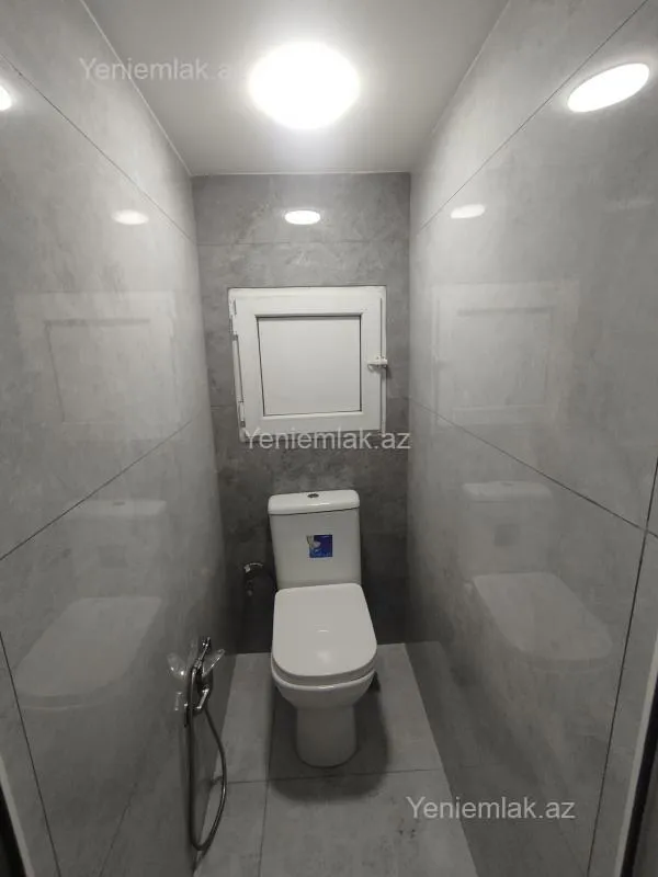 Satılır 2 otaqlı köhnə tikili 60 m²