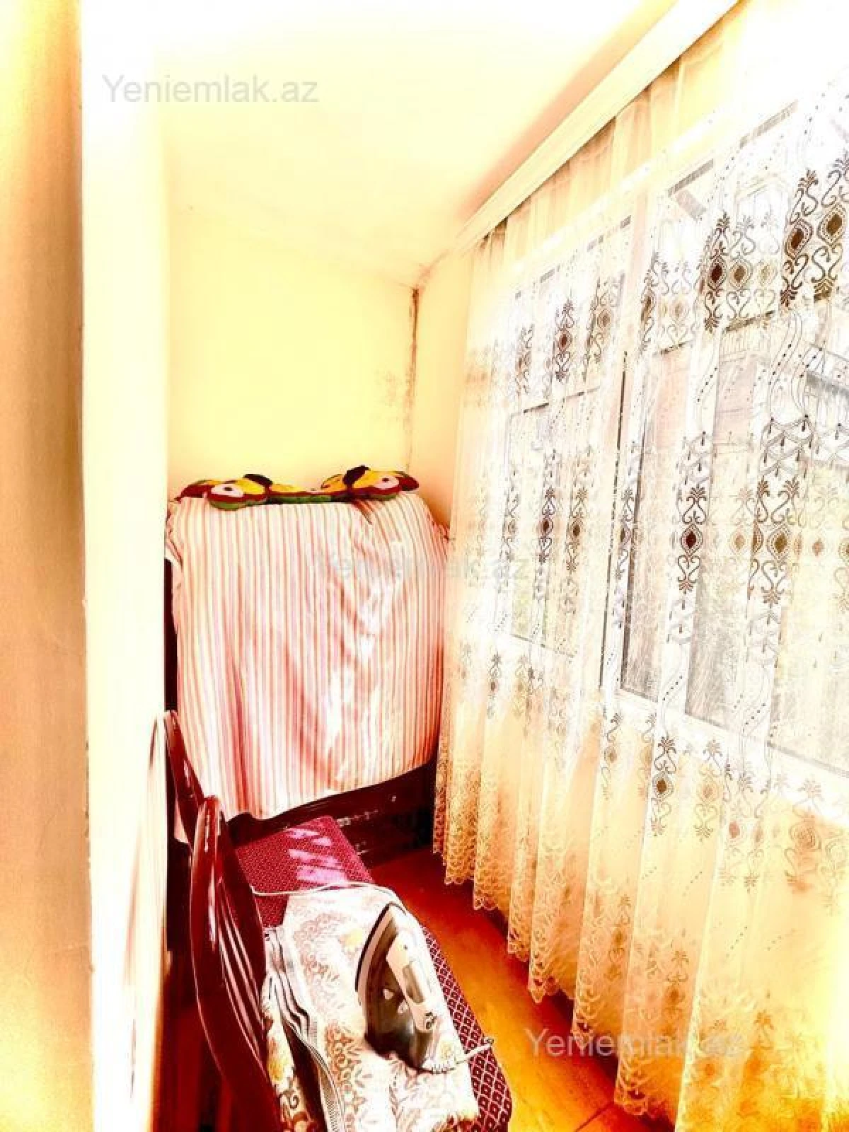 Satılır 2 otaqlı köhnə tikili 65 m²