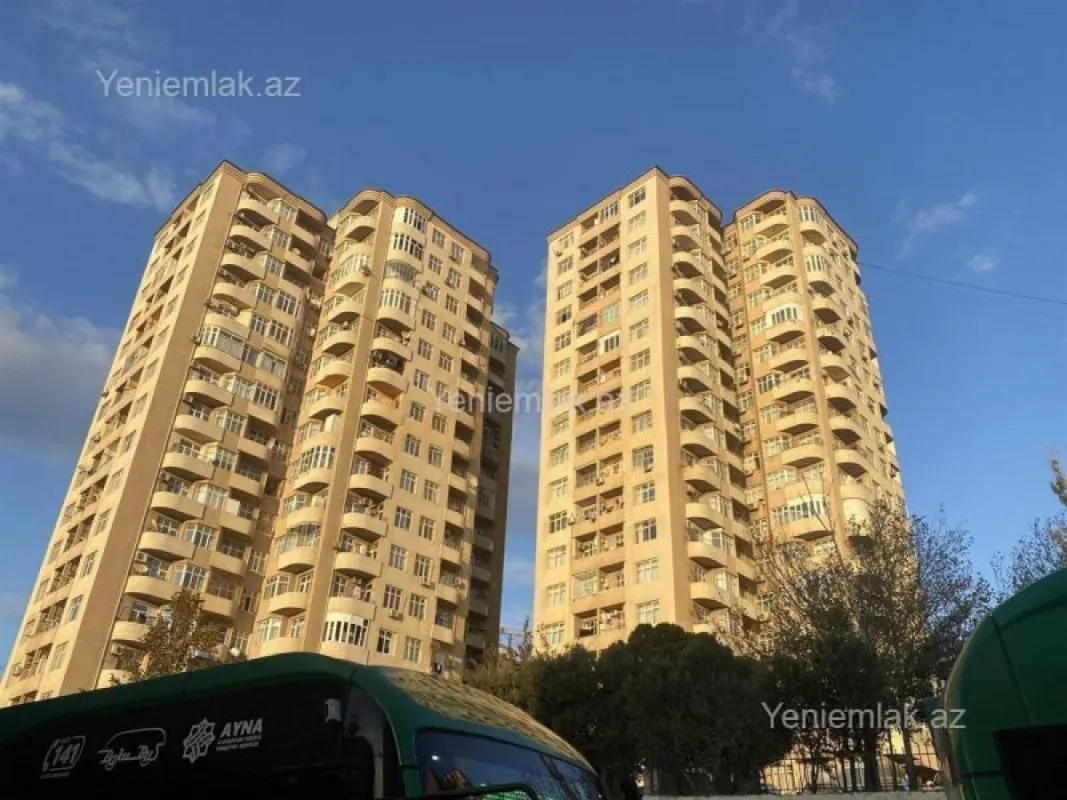 Satılır 3 otaqlı yeni tikili 95 m²