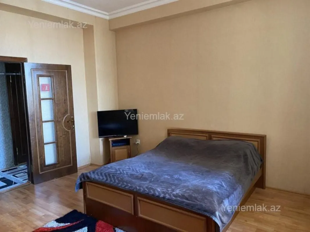 Satılır 3 otaqlı yeni tikili 95 m²