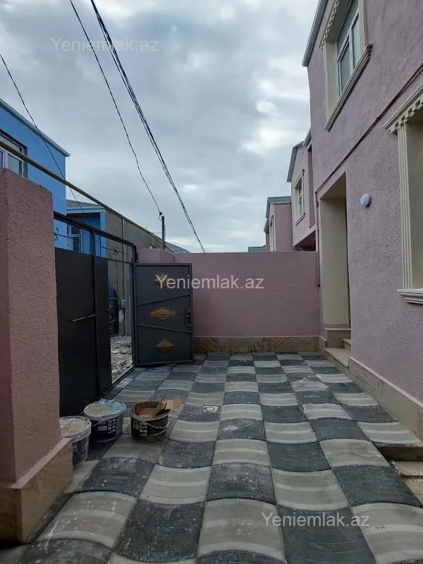 Satılır 4 otaqlı həyət evi 120 m²