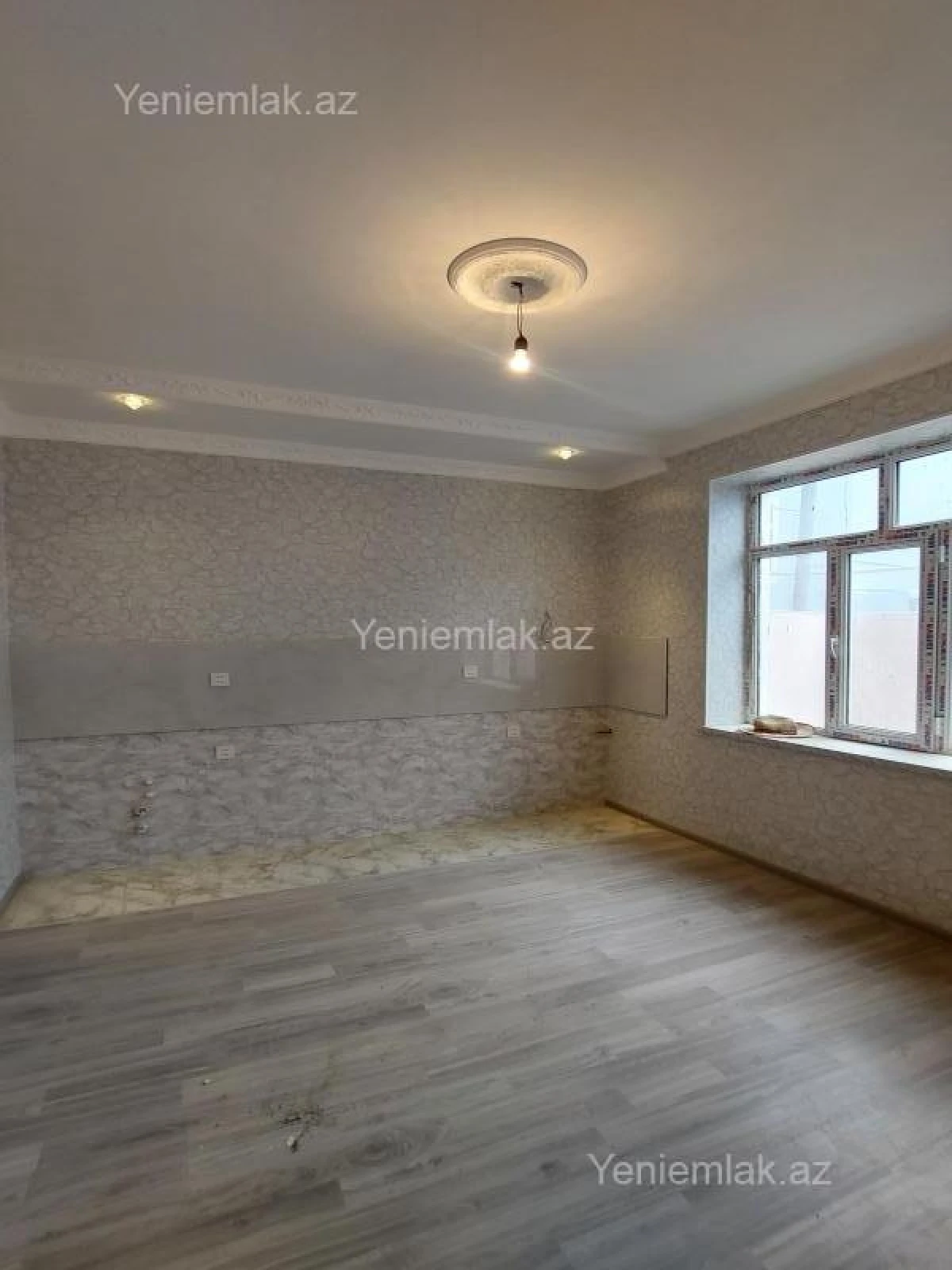Satılır 4 otaqlı həyət evi 120 m²