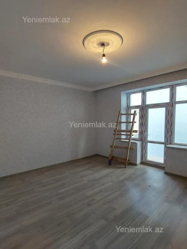 Satılır 4 otaqlı həyət evi 120 m²