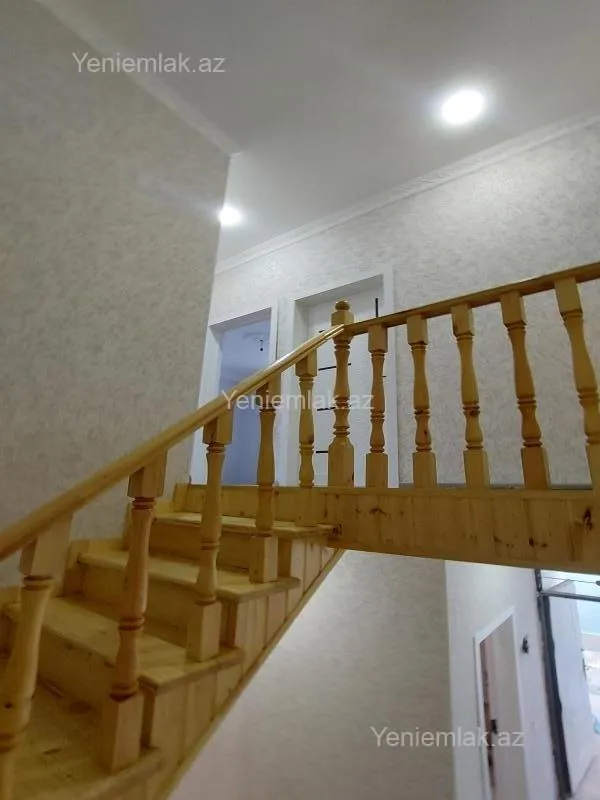 Satılır 4 otaqlı həyət evi 120 m²