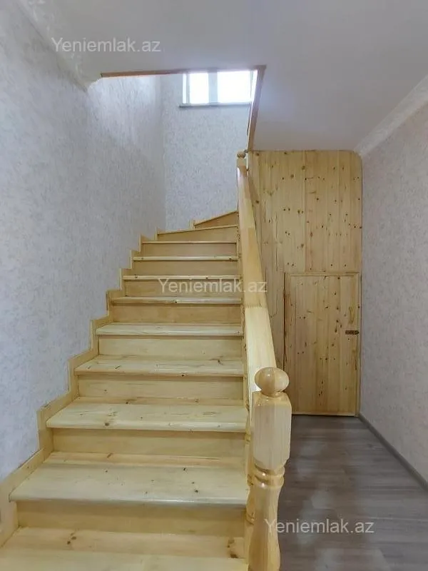 Satılır 4 otaqlı həyət evi 120 m²