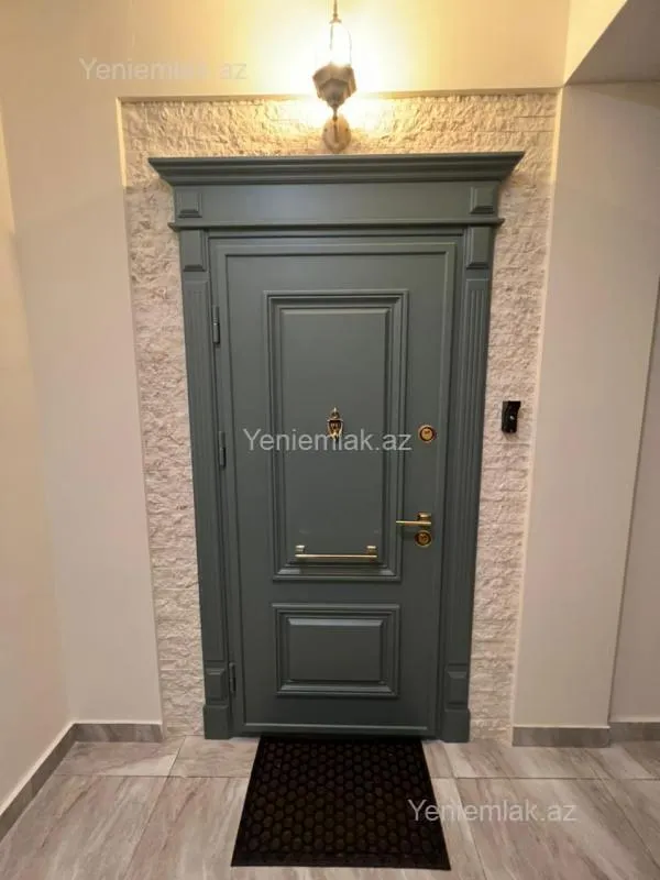 Satılır 3 otaqlı yeni tikili 132 m²