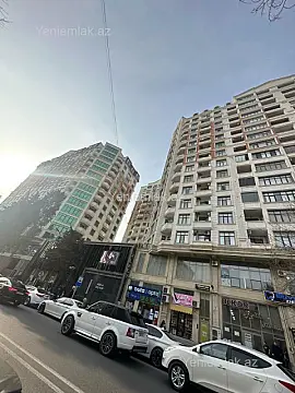 Satılır 3 otaqlı yeni tikili 132 m²